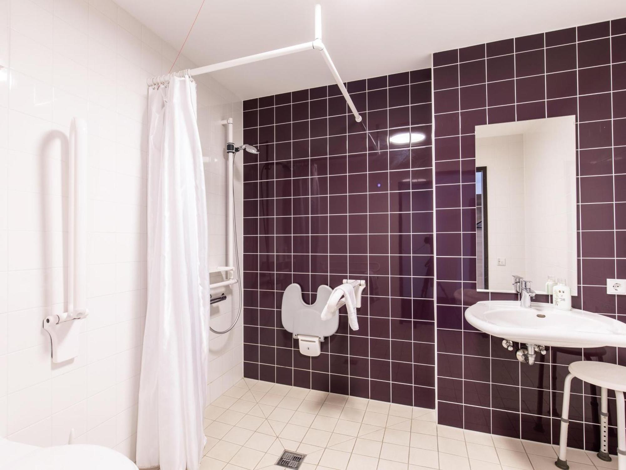 Hotel B&B Hotel Lüneburg 3*